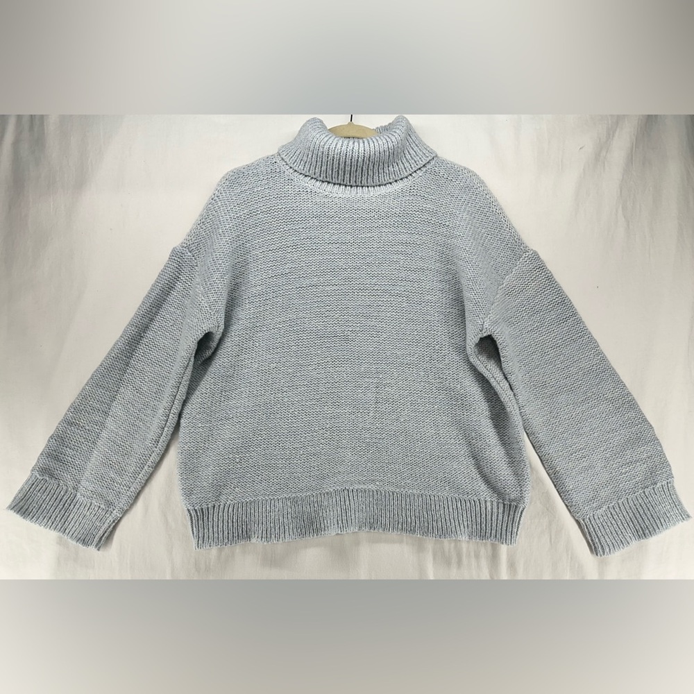 Haven Well Within TurtleNeck‎ Chunky Knit Light Blue Sweater Size Medium - Spot